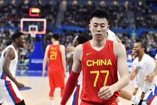 国米vs博洛尼亚半场数据：射门5-4，射正4-2，国米控球率58%